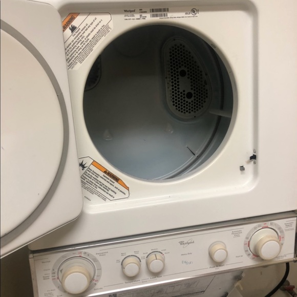 White Whirlpool Stackable washer/dry. - Picture 4 of 5
